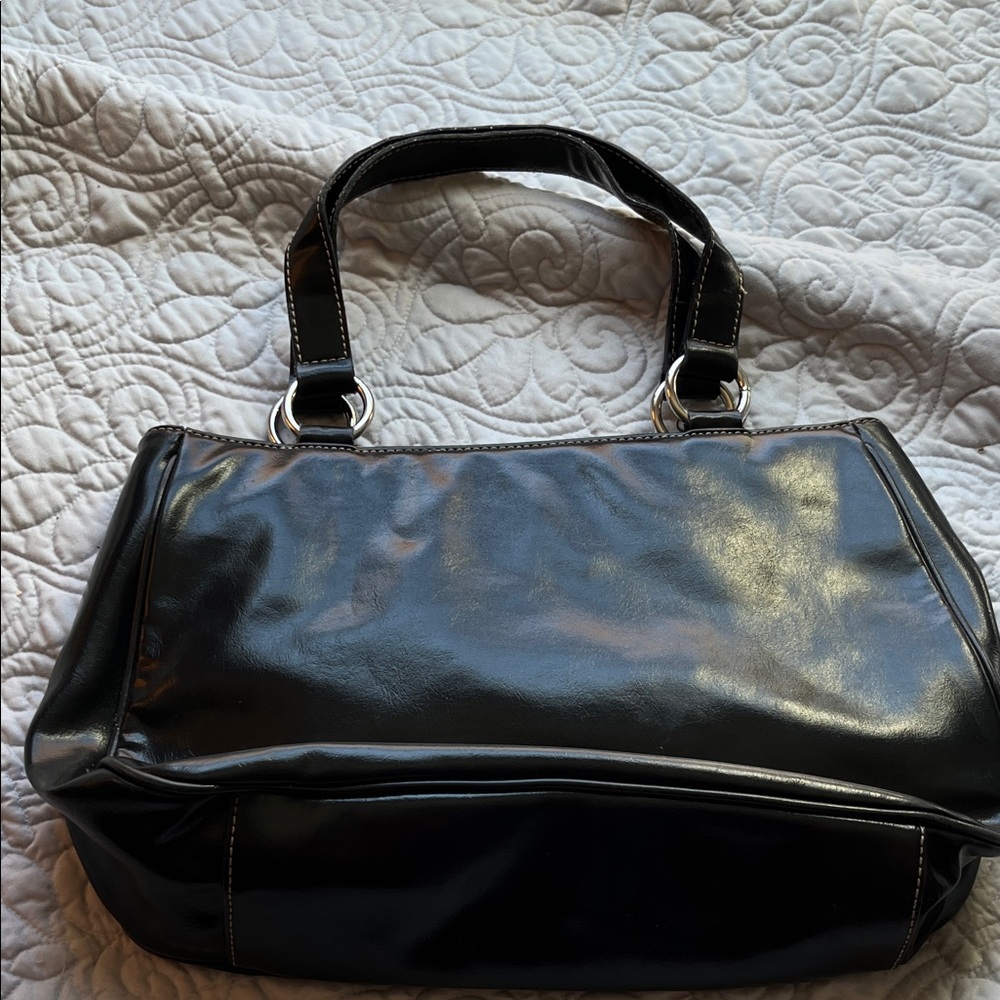 Chic Black Women's Shoulder Bag - Picture 2 of 11